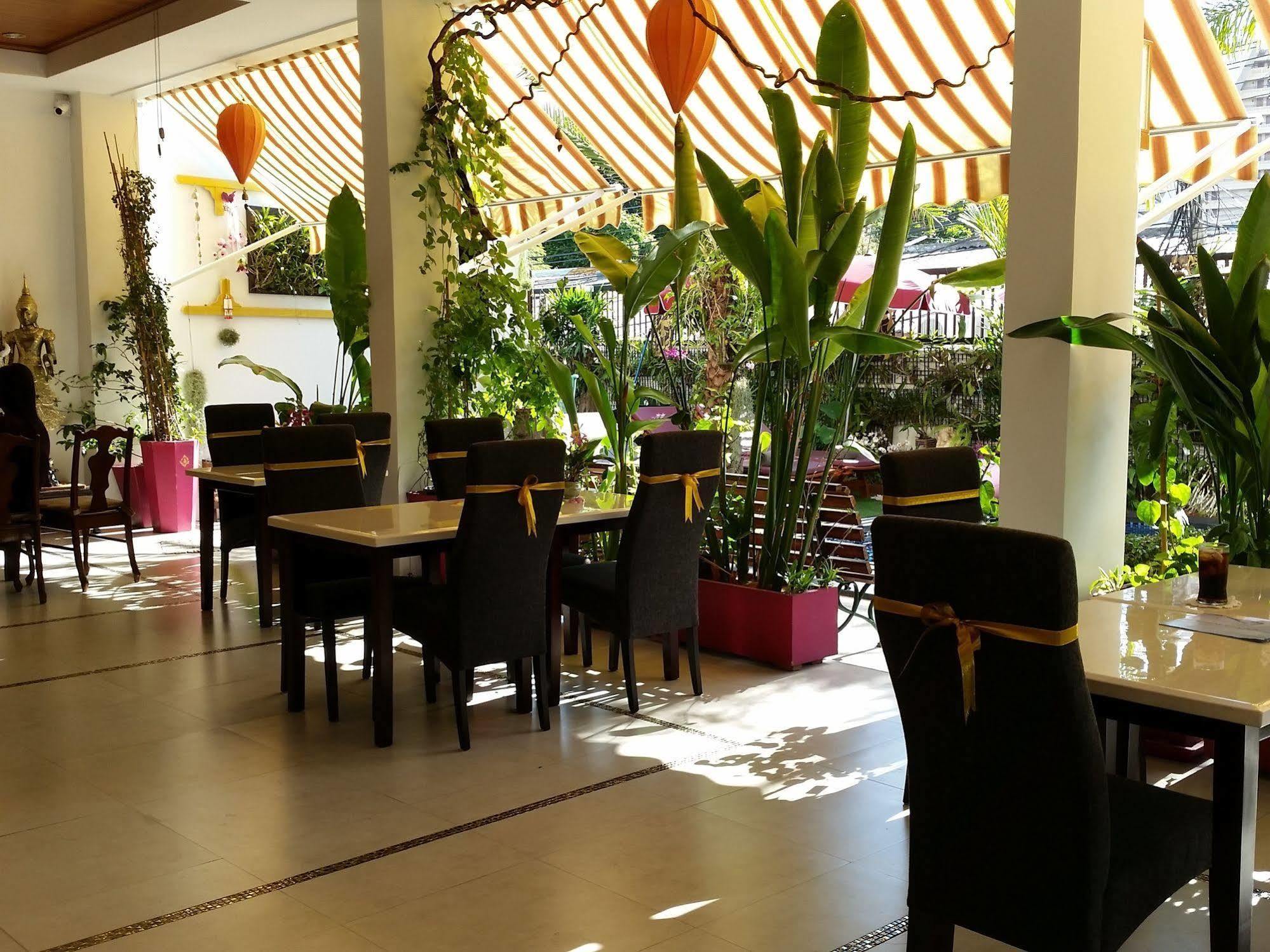 Swiss Paradise Boutique Villa Pattaya Bagian luar foto